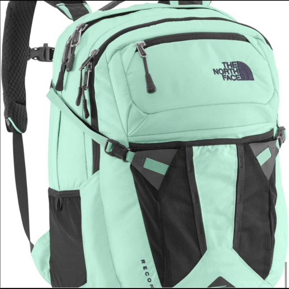 North face recon backpack